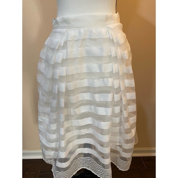 Milly White Tulle Striped Skirt sz small EUC - Picture 2 of 10